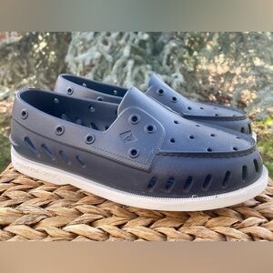 Women's Sperry, Authentic Original Float Waterproof Navy Blue Boat Shoe Size 10